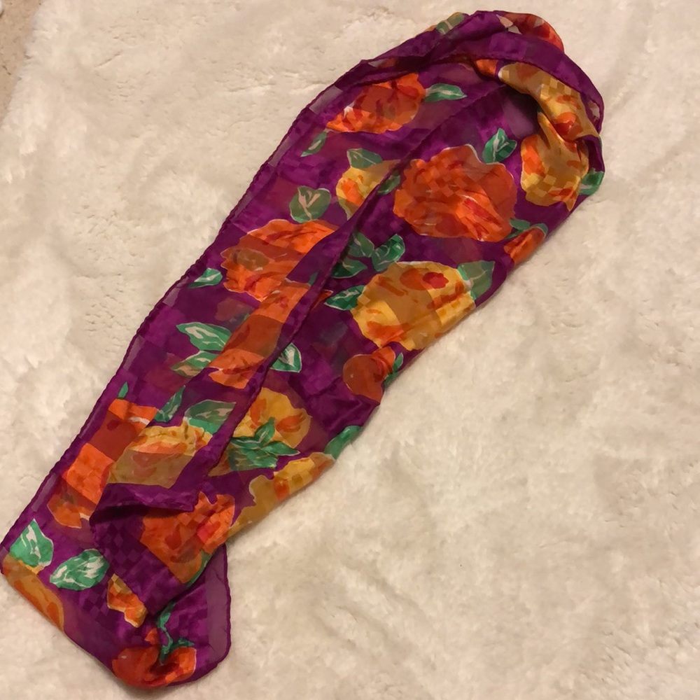 Scarf - Picture 2 of 3